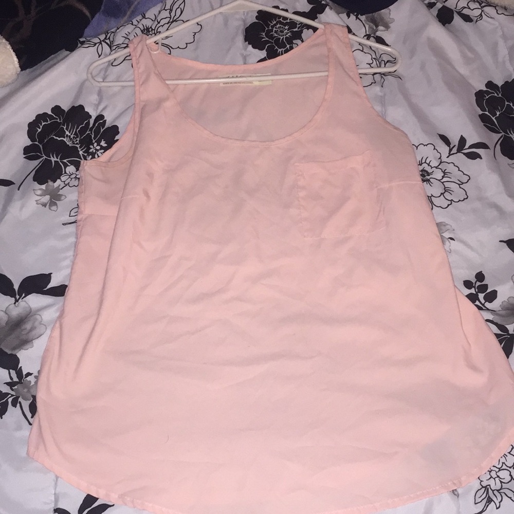 Light Pocketed Tank